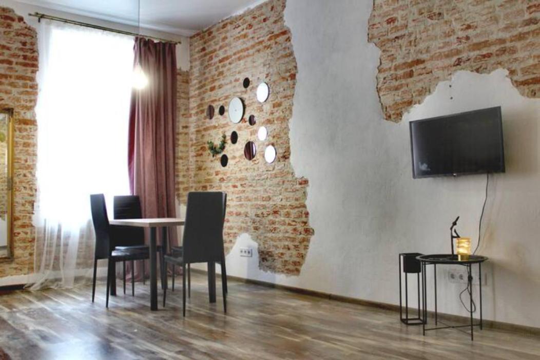 Dorosh-Home Квартира-Студія В Центрі Львова Exterior foto